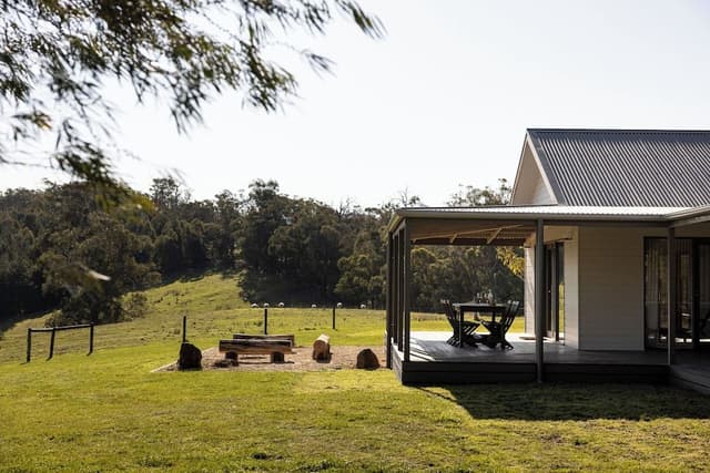 Luxury Cottage, 4 Bedrooms, Pets Allowed, Valley View