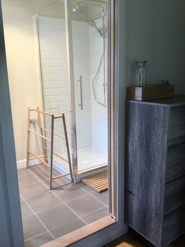 Rustic Queen with Ensuite