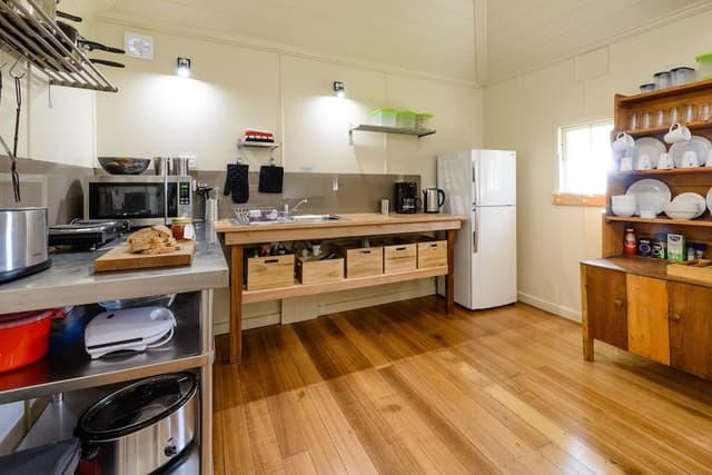 Rustic Queen with Ensuite