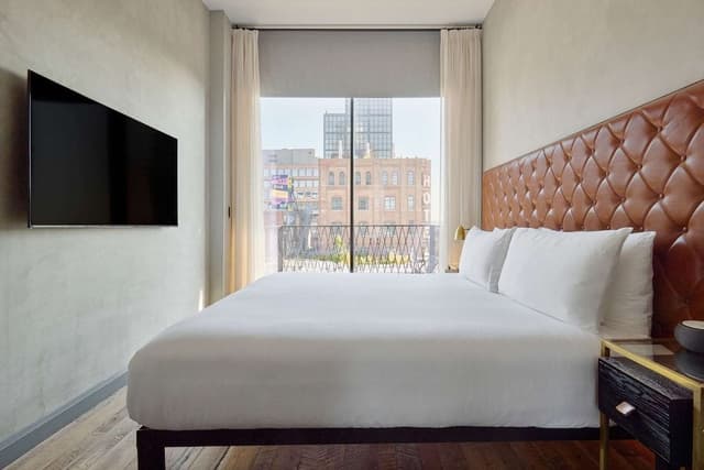 Room, 1 Queen Bed, Balcony