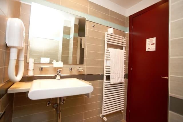 Business Single Room