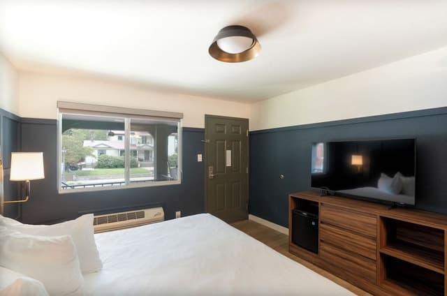 Signature Room