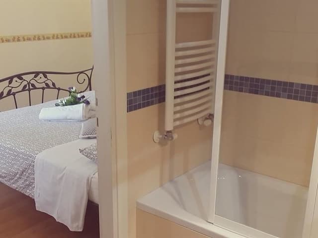 Classic Double or Twin Room, Private Bathroom