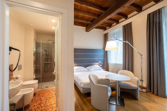 Superior Double Room, City View