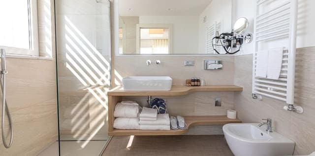 Premier Room, 1 King Bed, Jetted Tub, Sea View