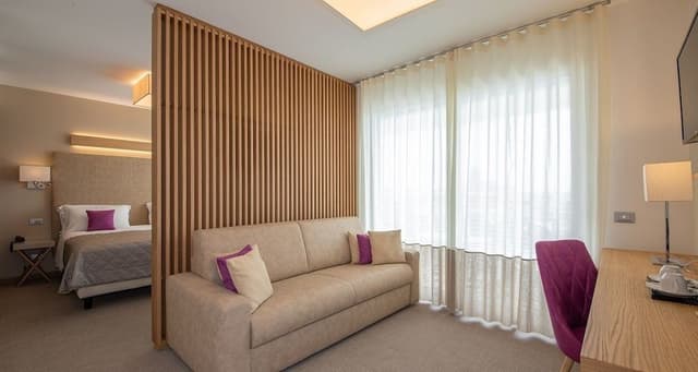Premier Room, Hot Tub, Partial Sea View