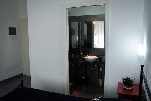 Queen Room with Private Bathroom