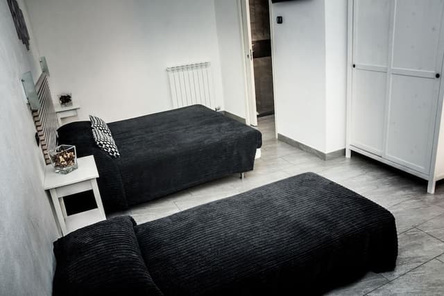 Queen Room with Private Bathroom