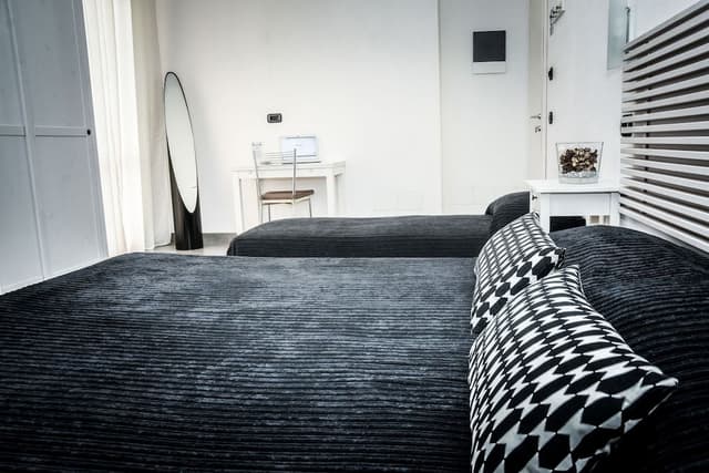 Queen Room with Private Bathroom