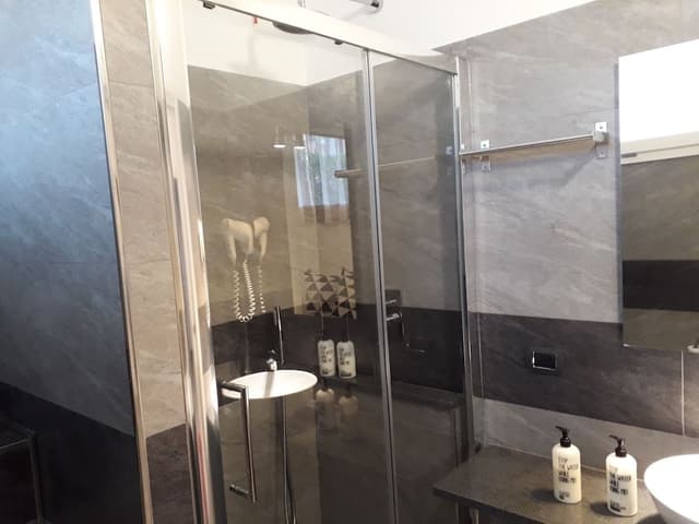 Queen Room with Private Bathroom