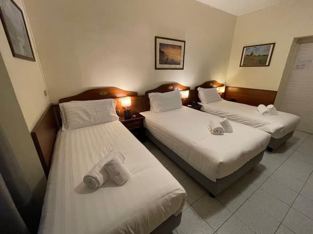 Basic Triple Room
