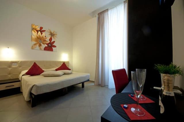 Comfort Double Room, Private Bathroom, City View