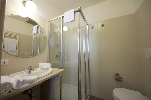 Comfort Double Room, Private Bathroom, City View