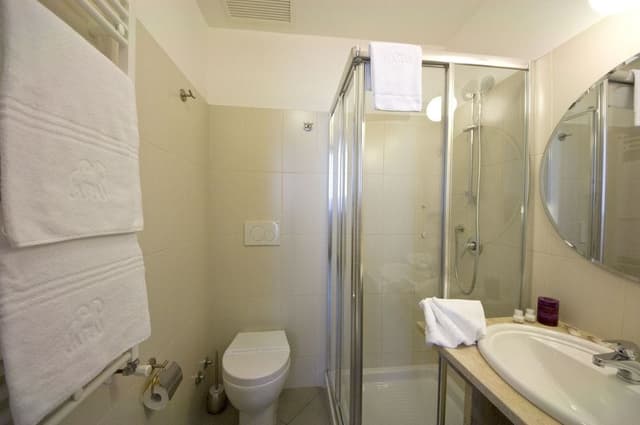 Comfort Triple Room, 1 Bedroom, Private Bathroom, City View