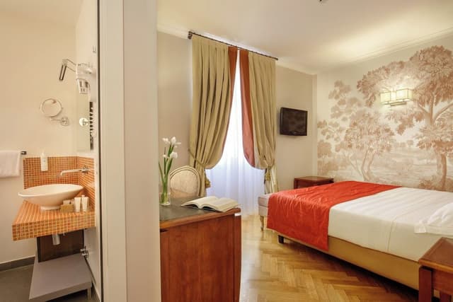 Classic Double Room