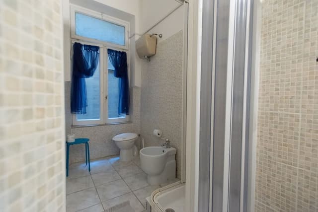 Triple Room (External Private Bathroom)