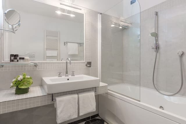 Junior Studio Suite