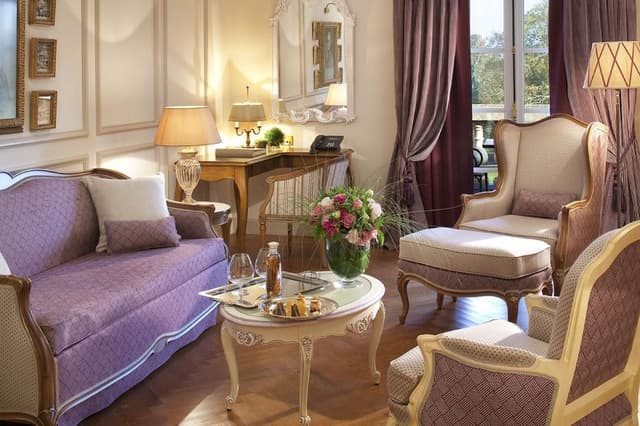 Premium Suite