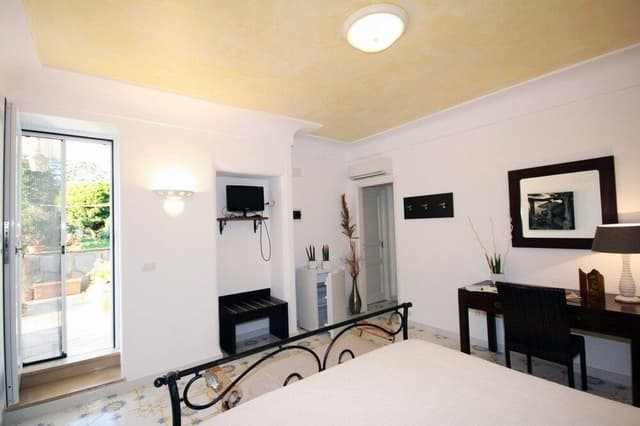 Deluxe Double Room (Corallo)