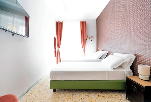 Trastevere Lovely 2 BR Apartment (Via A. Tittoni 4)
