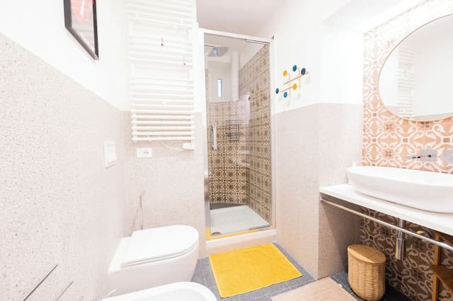 Trastevere Lovely 2 BR Apartment (Via A. Tittoni 4)