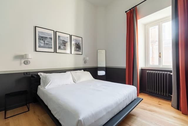 Stunning Rose Trastevere Apartment (Piazza di S. Apollonia 14)