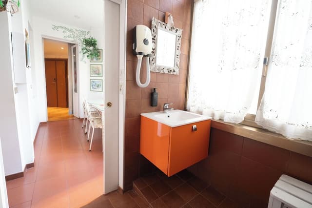 Trastevere 2 BR Cozy Apartment (Via Nicola Fabrizi 11)