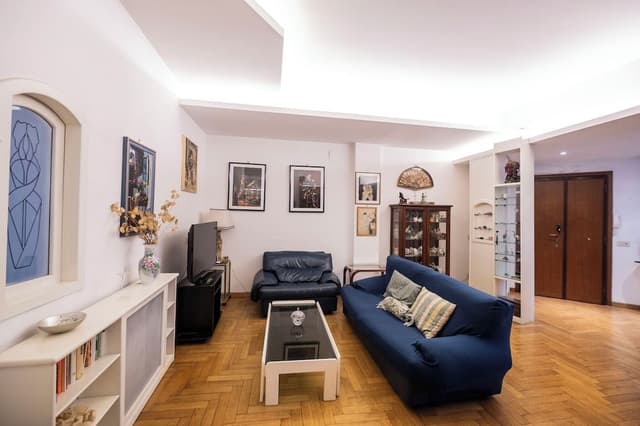 Trastevere 2 BR Cozy Apartment (Via Nicola Fabrizi 11)