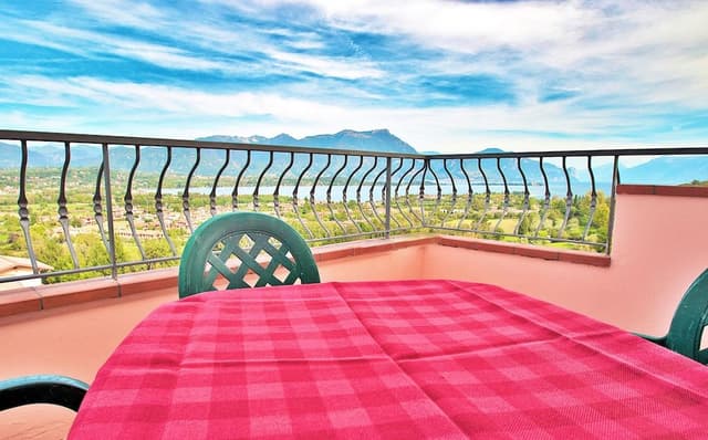 Standard Apartment, 1 Bedroom, Lake View, Poolside