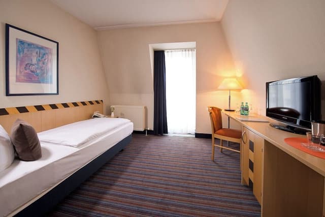 Business Single Room