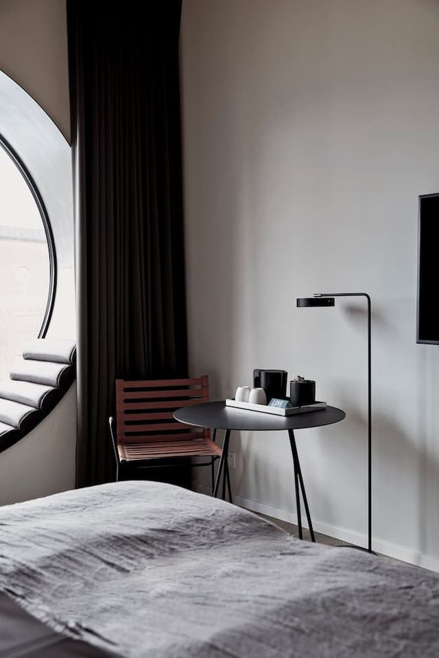 Deluxe Room with Round Window