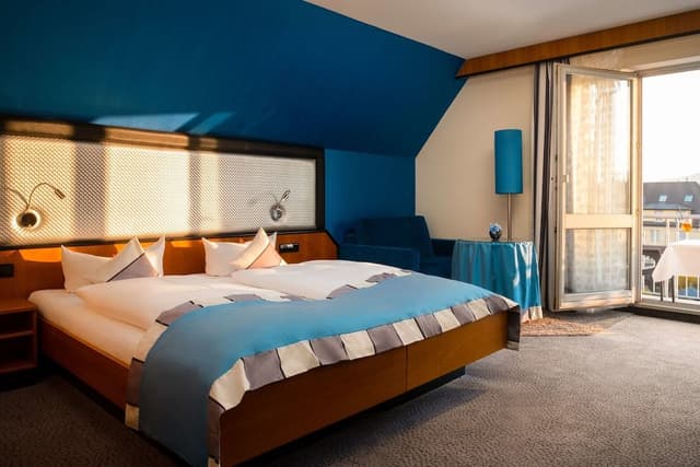 Comfort Double or Twin Room