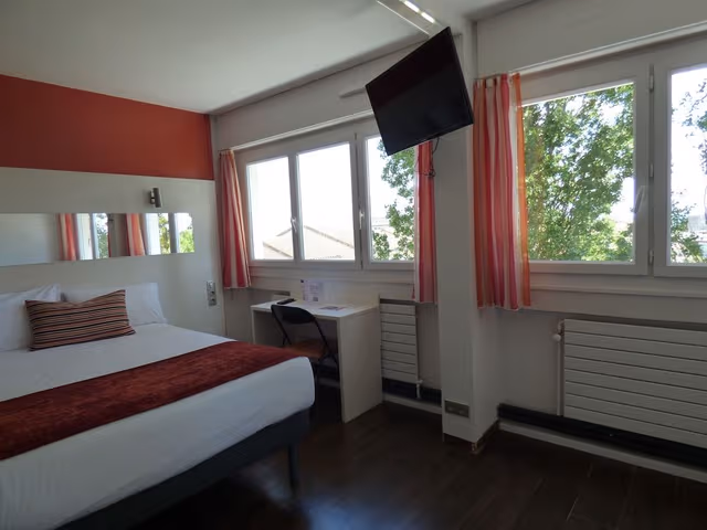 Comfort Room, 1 Double or 2 Twin Beds