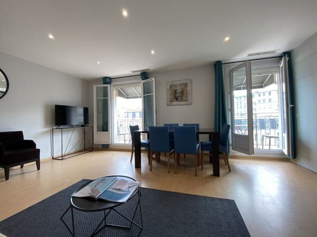 Superior Apartment