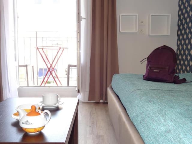 Large Junior Suite