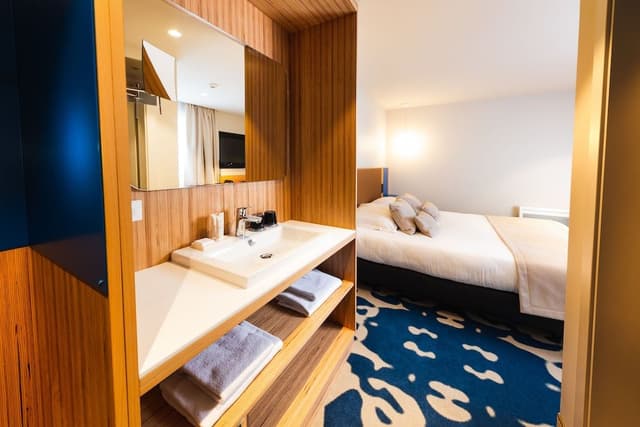 Privilege Double Room 1 Queen Bed