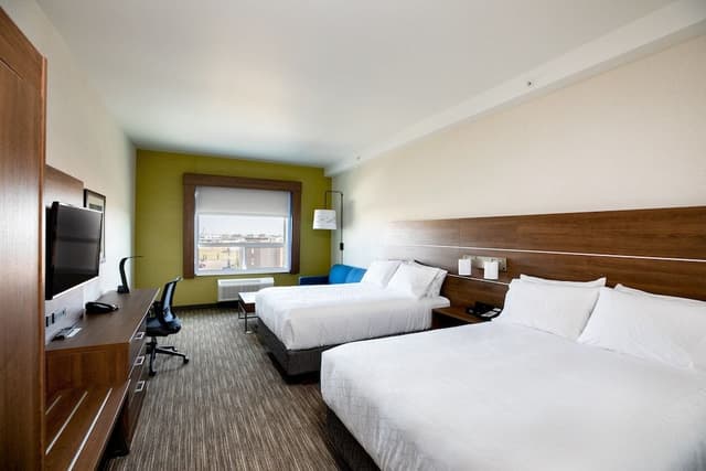 Suite, Multiple Beds