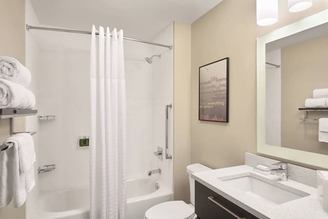 Studio, 2 Queen Beds, City View