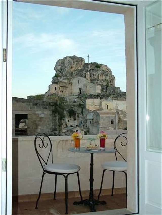 Junior Suite, Balcony, City View