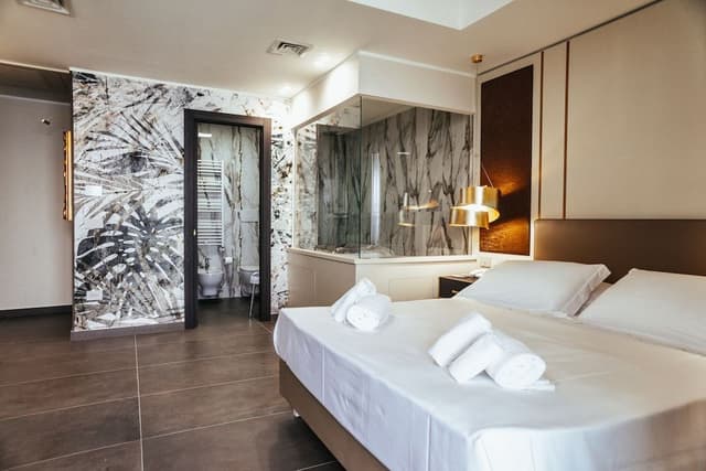Royal Room