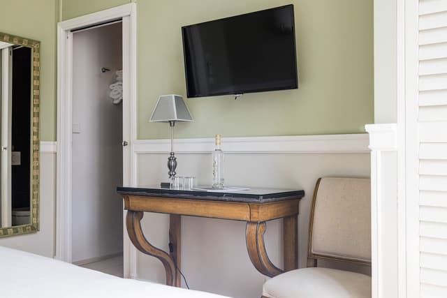 Comfort Room