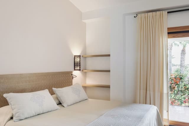 Classic Double Room, Partial Sea View