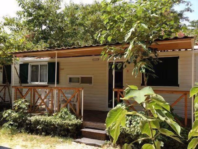 Bungalow (for 3 people)