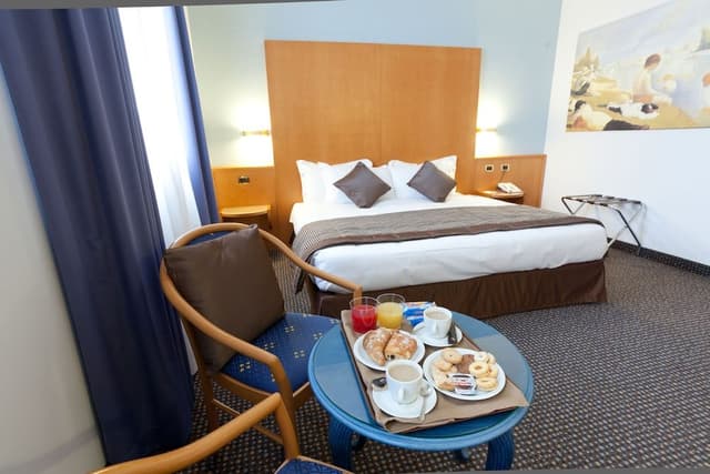 Junior Suite, 1 King Bed