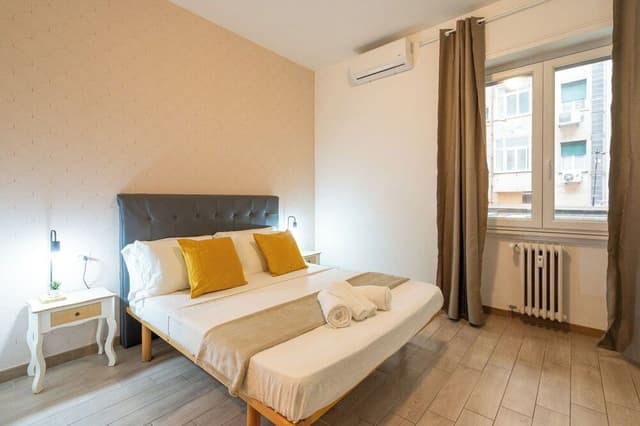 Economy Room