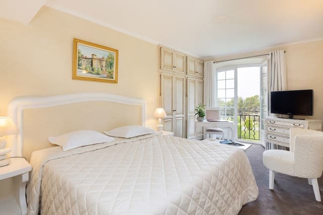 Comfort Room, Spa access included (Indoor swimming pool, Sauna, Spa hot tub, Hammam)