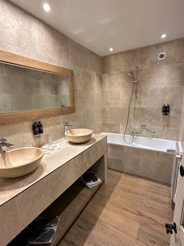 Prestige Room, Spa access included (Indoor swimming pool, Sauna, Spa hot tub, Hammam)