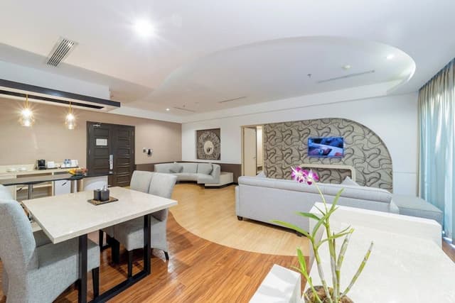 Presidential Suite