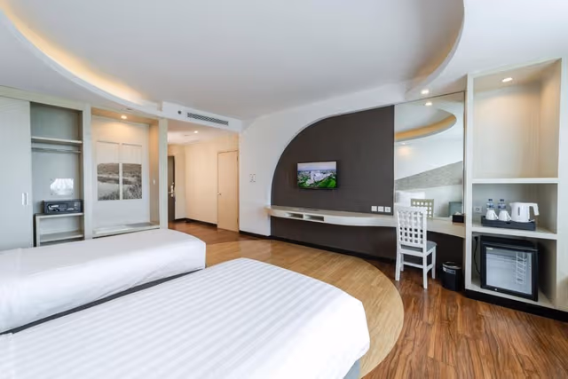 Junior Executive Twin Room