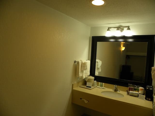 Standard Room, 2 Queen Beds, Non Smoking